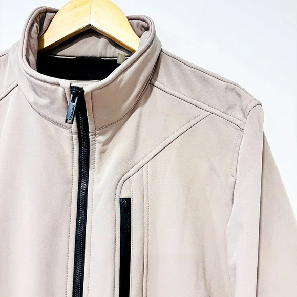 CALVIN KLEIN – Beige water-resistant jacket | Lightweight outdoor layer * - Picture 3 of 12